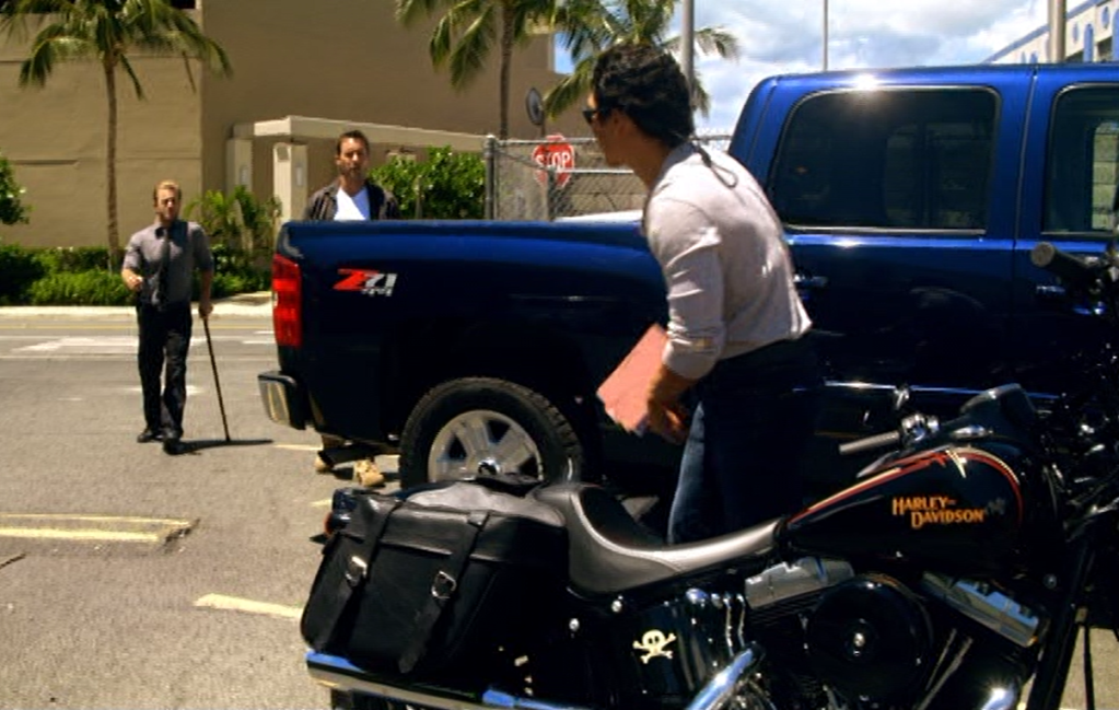 This image has an empty alt attribute; its file name is h50-s01e04-1.png